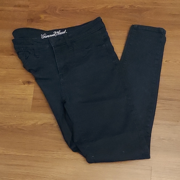 Universal Thread Dark Jeans - Picture 1 of 4